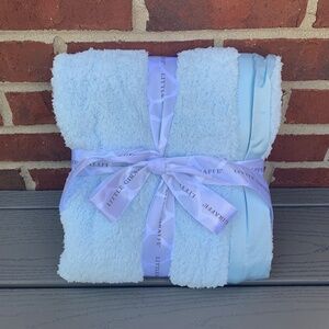 Little Giraffe Chenille Blanket